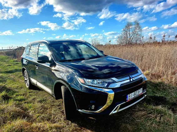 mitsubishi mazowieckie Mitsubishi Outlander cena 115000 przebieg: 98000, rok produkcji 2020 z Białystok